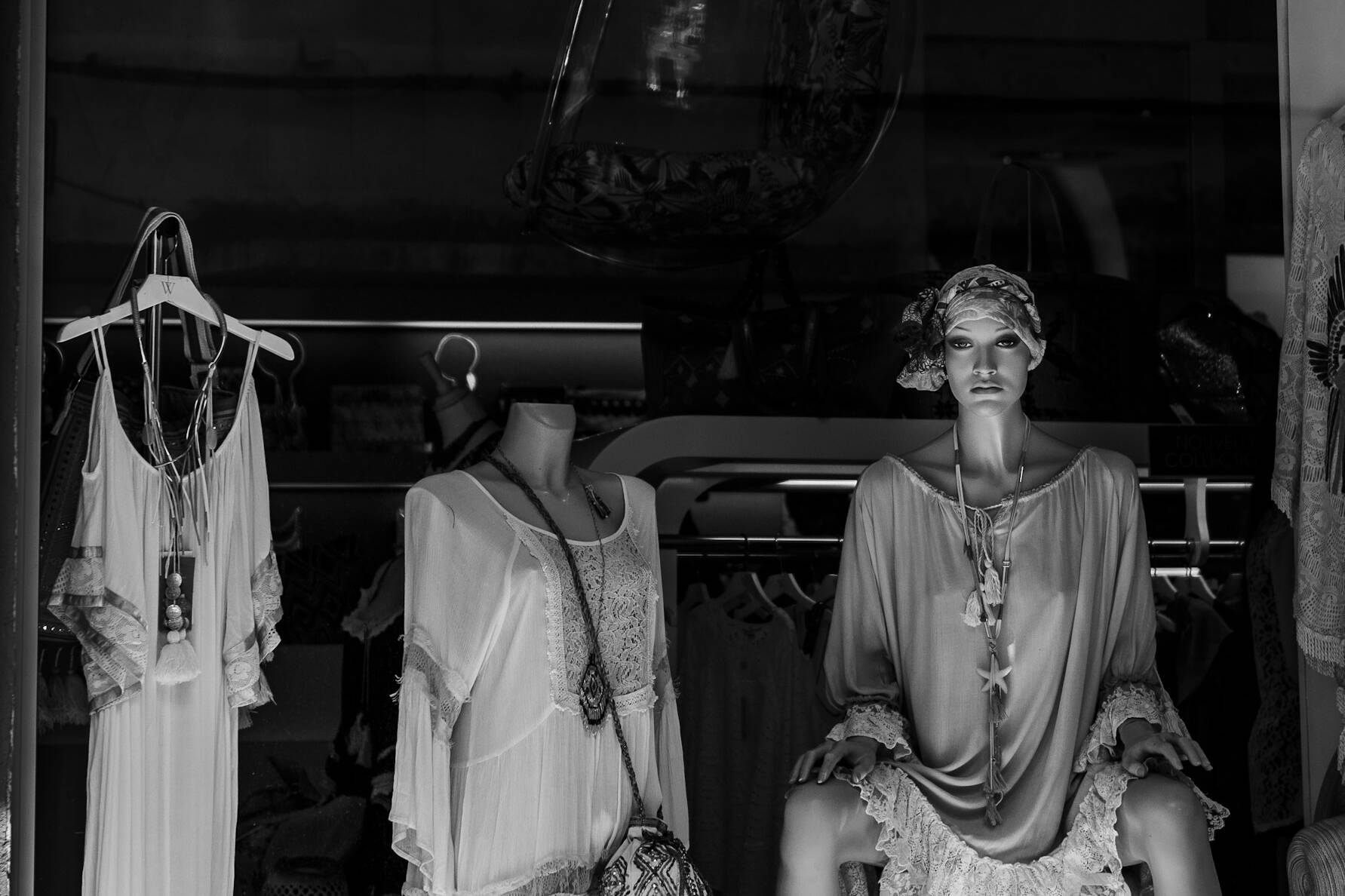 Rooha fashion shoot with minimalist background